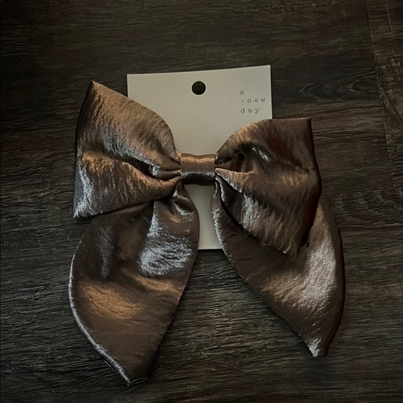 A New Day Brown Hair Bow Accessory - Picture 1 of 3
